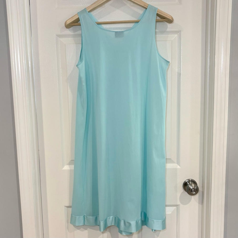 VTG Aqua Mint Blue Two-Piece Nylon Peignoir Nightgown & Robe Set Size M & L USA - Picture 6 of 17